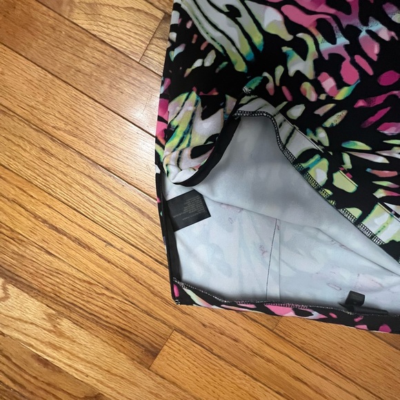 Worthington Silky butterfly print pencil skirt multicolor Sz M - Picture 4 of 6